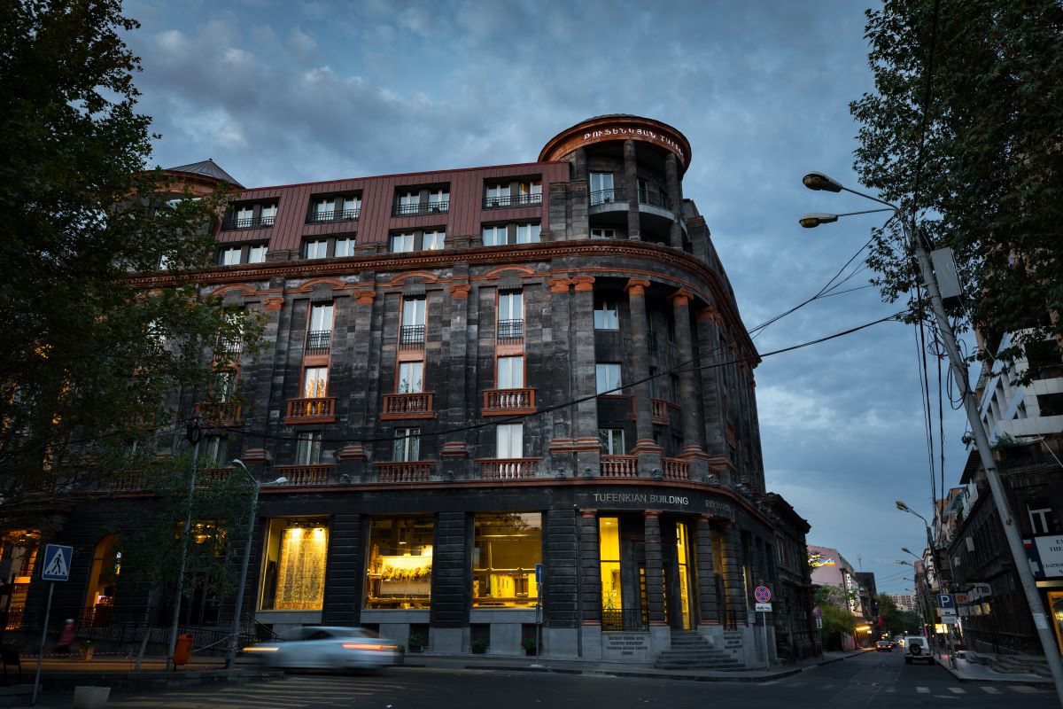 Tufenkian Historic Yerevan Hotel official website, Yerevan city